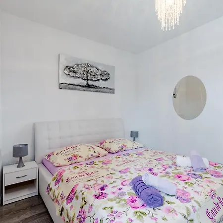Anamaris Apartment